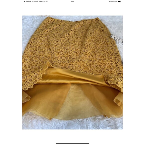 Anne Klein New York Woman’s Size 6 Crocheted Top And Skirt Mustard Yellow VTG - Picture 4 of 12